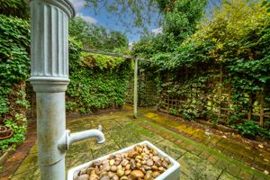 GARDEN- click for photo gallery